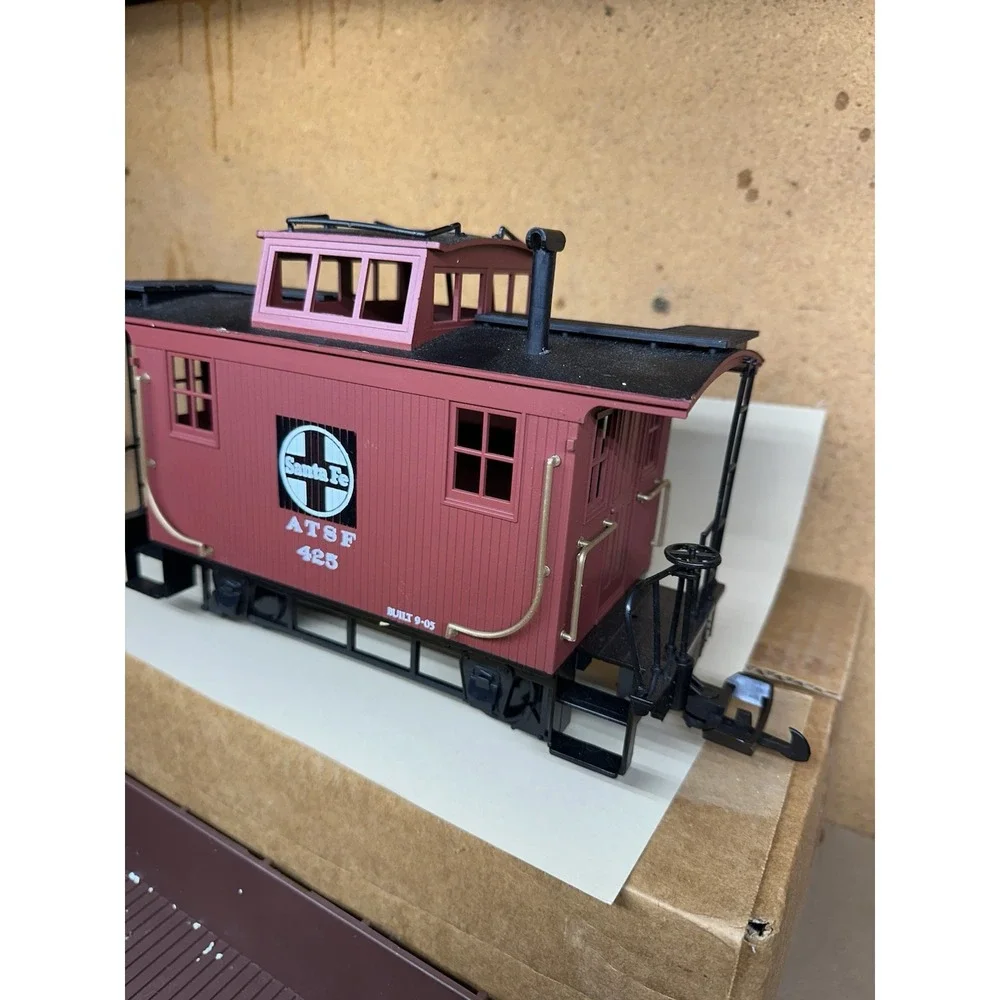 Bachmann scale train